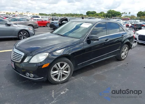 2011 Mercedes-Benz E 350 4Matic z USA, uszkodzony, nr VIN WDDHF8HB2BA295594